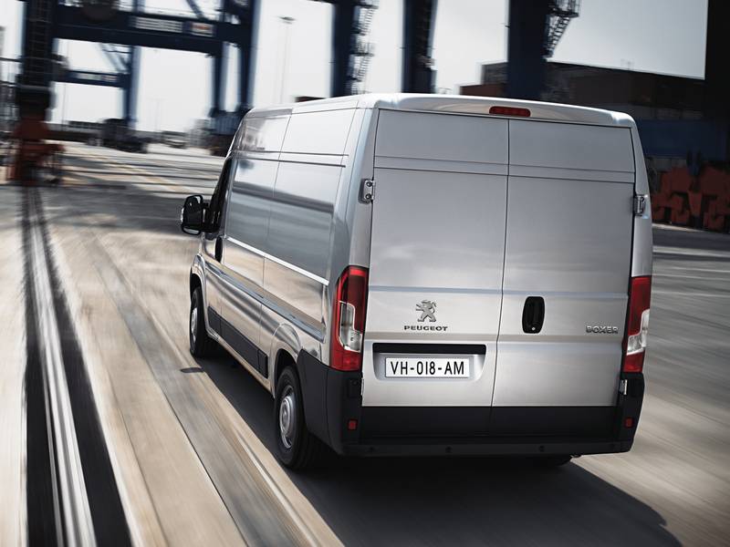 Фото автомобиля Peugeot Boxer Fourgon (2014)